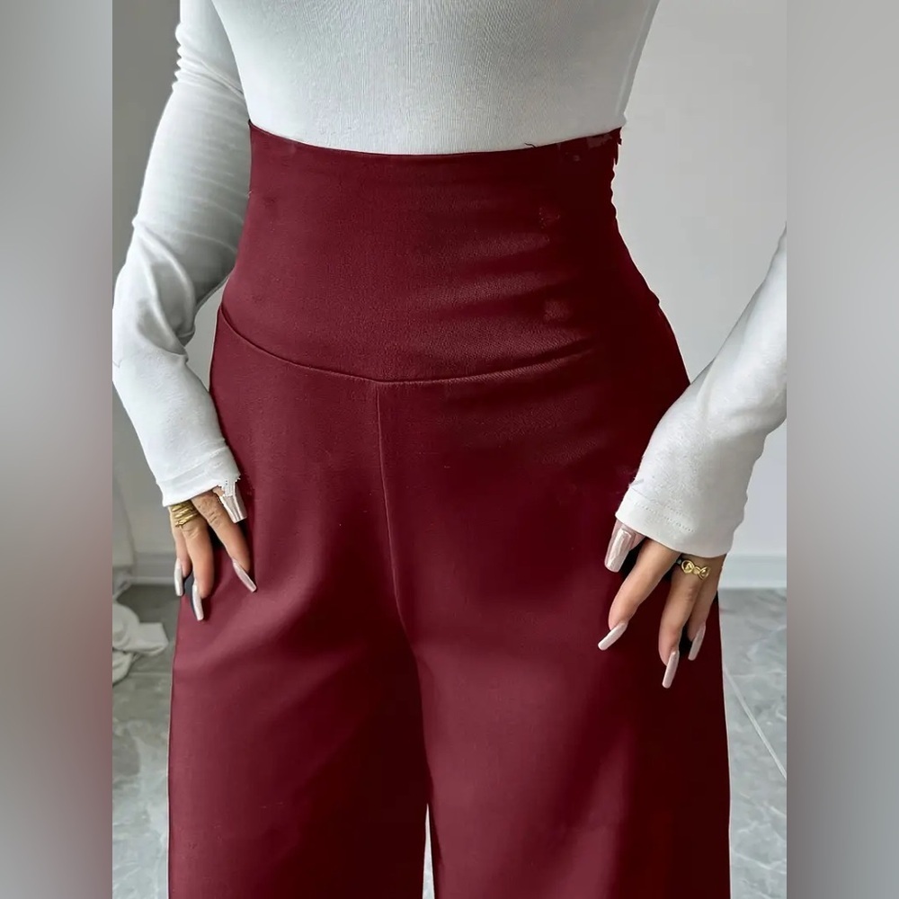 High-Waist Wide Leg Pants in Burgundy - Picture 3 of 5